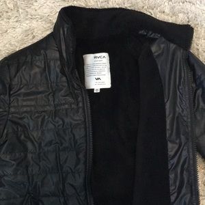 Women’s RVCA Black puffy jacket